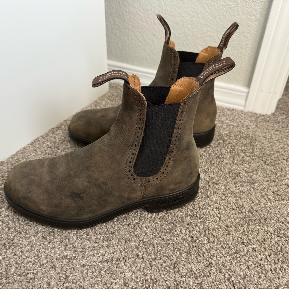 Blundstone Brown Ankle Boots with Elastic Panels